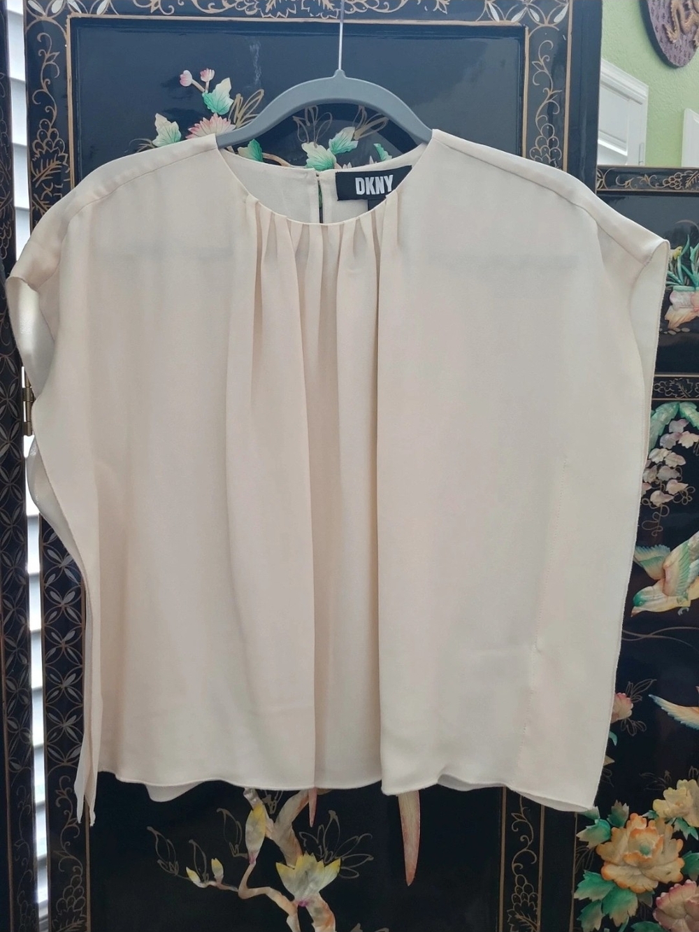 DKNY Cream Pleated Cap Sleeve Blouse